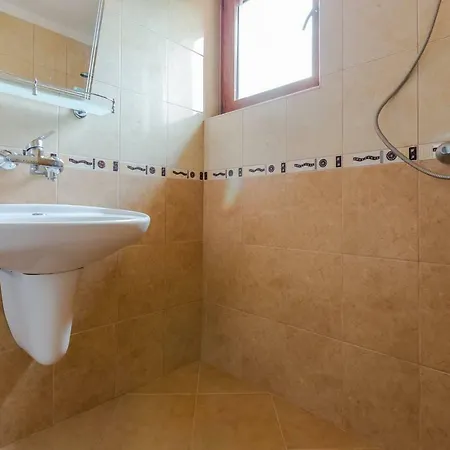 Quiet Double In Dafinka Pr Burgaz